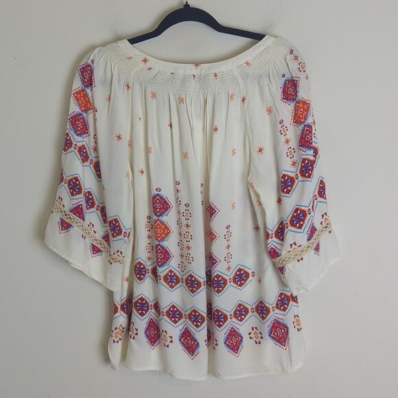 Boho Lightweight Pull Over Top With Crochet Lace Smocked Details Medium - Picture 8 of 10